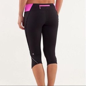 Lululemon size 6 black crop leggings